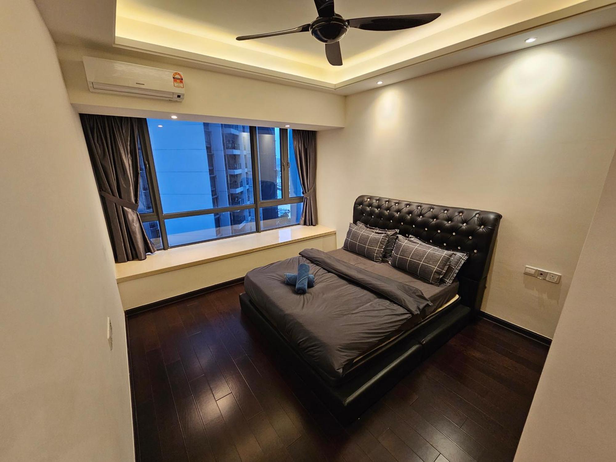 R&f Princess Cove A7-1 3 Bedroom Apartment *